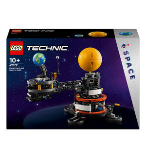 Lego Planet Earth & Moon in Orbit 42179